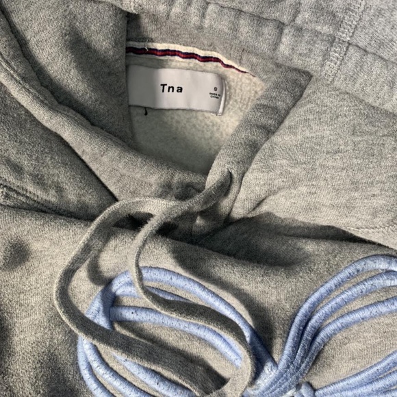 TNA hoodie - Picture 2 of 2